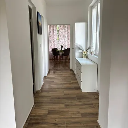 Startbalaton Apartmanhaz 度假居 Balatonvilágos